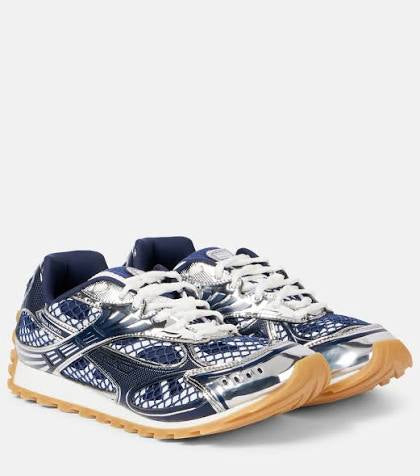 Navy/blue bottegas